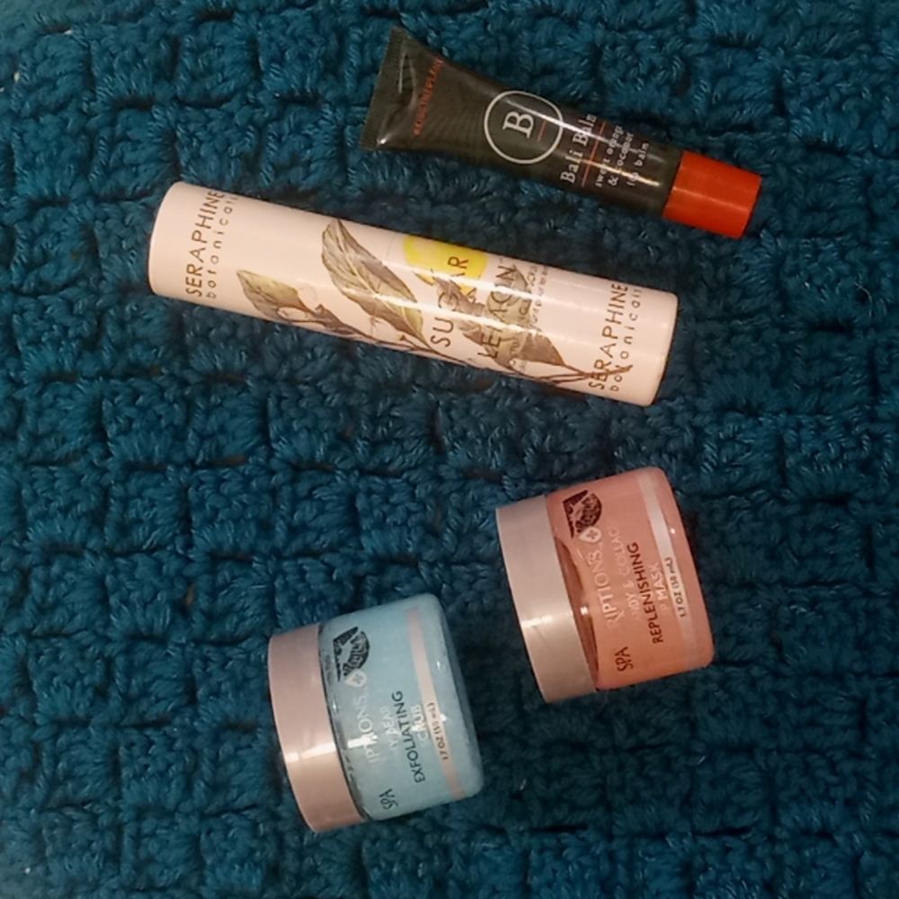 Total Lip Therapy